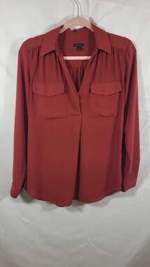 Ann Taylor Rust Soft Drapey Camp Shirt V-Neck Blouse with Pockets, size S